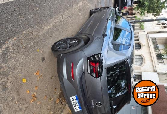 Autos - Volkswagen Polo Track 2023 Nafta 30000Km - En Venta