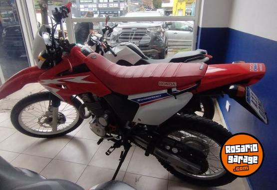 Motos - Honda Tornado 250 2020 Nafta 22000Km - En Venta