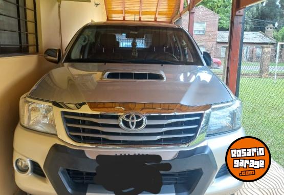 Camionetas - Toyota 2015 srv 2015 Diesel 128000Km - En Venta
