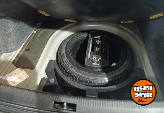 Autos - Volkswagen 2.0 2013 Nafta 290000Km - En Venta