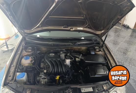 Autos - Volkswagen 2.0 2013 Nafta 290000Km - En Venta