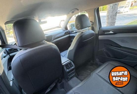 Camionetas - Volkswagen taos 1.4 250 tsi comfort 2024 Nafta 16000Km - En Venta