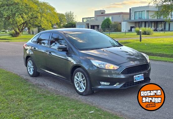 Autos - Ford focus SE 2.0 MT 2016 Nafta 87000Km - En Venta