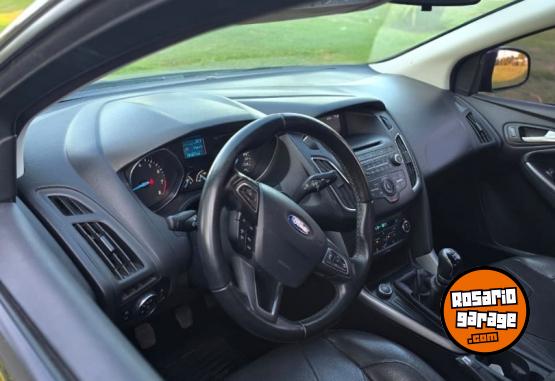 Autos - Ford focus SE 2.0 MT 2016 Nafta 87000Km - En Venta