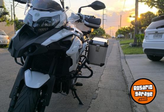 Motos - Benelli TRK 502 2021 Nafta 10900Km - En Venta