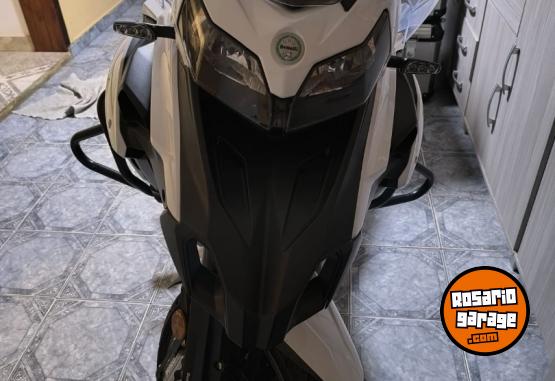 Motos - Benelli TRK 502 2021 Nafta 10900Km - En Venta