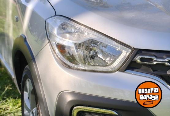 Utilitarios - Renault KANGOO STEPWAY 2024 Nafta 29000Km - En Venta