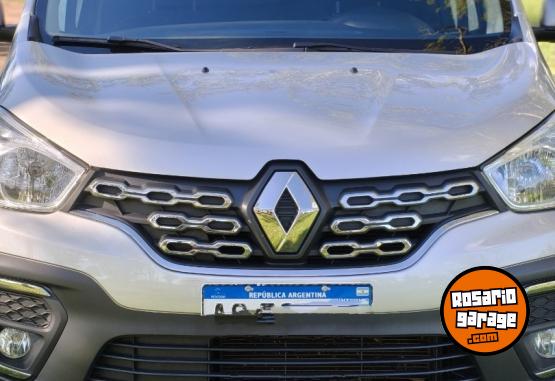 Utilitarios - Renault KANGOO STEPWAY 2024 Nafta 29000Km - En Venta