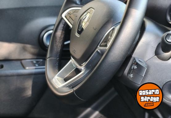 Utilitarios - Renault KANGOO STEPWAY 2024 Nafta 29000Km - En Venta