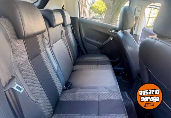 Autos - Peugeot 208 urban tech 2019 Nafta 105000Km - En Venta