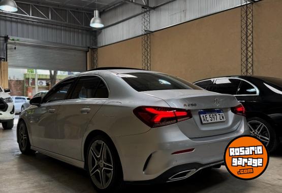 Autos - Mercedes Benz A250 AMG 2021 Nafta 136000Km - En Venta