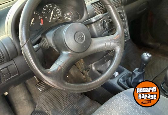 Autos - Chevrolet Corsa 2000 Diesel 277000Km - En Venta