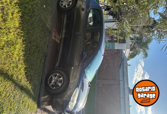 Autos - Peugeot 207 compact 2009 Nafta 188000Km - En Venta