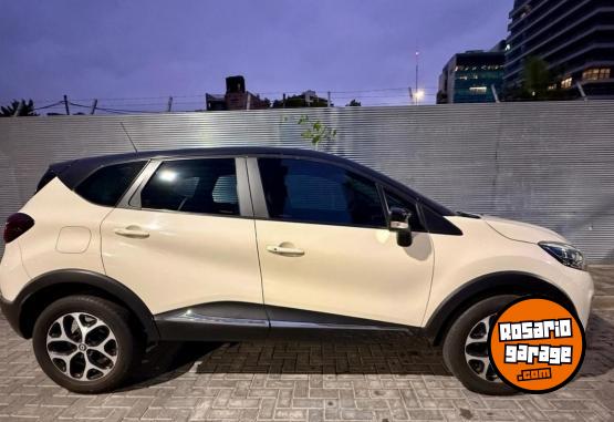 Autos - Renault Captur 2019 Nafta 110000Km - En Venta
