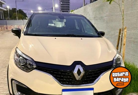 Autos - Renault Captur 2019 Nafta 110000Km - En Venta