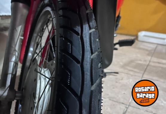 Motos - Honda Biz 2004 Nafta 19000Km - En Venta