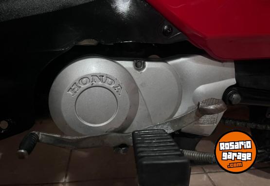 Motos - Honda Biz 2004 Nafta 19000Km - En Venta