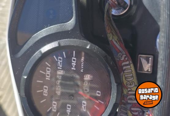 Motos - Yamaha 150xr 2024 Nafta 4500Km - En Venta