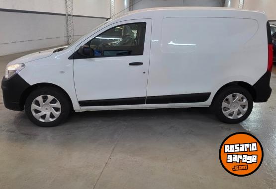 Utilitarios - Renault KANGOO 1.6 NAFTA 2024 Nafta 60000Km - En Venta