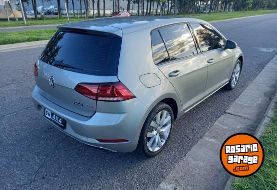 Autos - Volkswagen GOLF COMFORTLINE DSG 2018 Nafta - En Venta