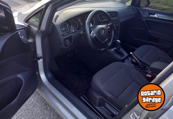 Autos - Volkswagen GOLF COMFORTLINE DSG 2018 Nafta - En Venta