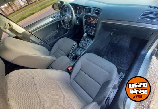 Autos - Volkswagen GOLF COMFORTLINE DSG 2018 Nafta - En Venta