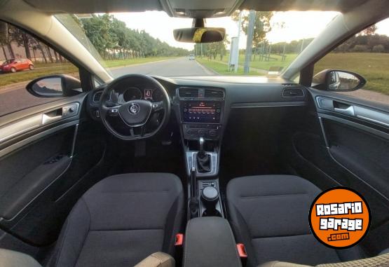 Autos - Volkswagen GOLF COMFORTLINE DSG 2018 Nafta - En Venta