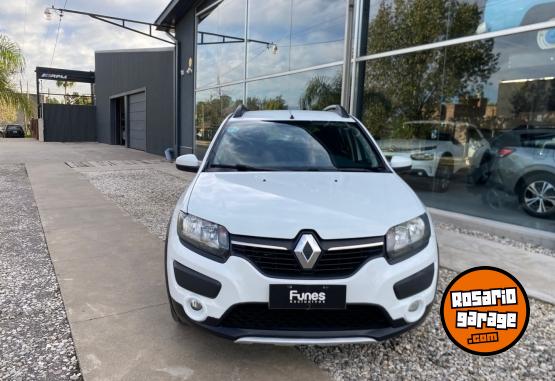 Autos - Renault Sandero 2019 GNC 150000Km - En Venta
