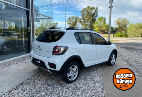 Autos - Renault Sandero 2019 GNC 150000Km - En Venta