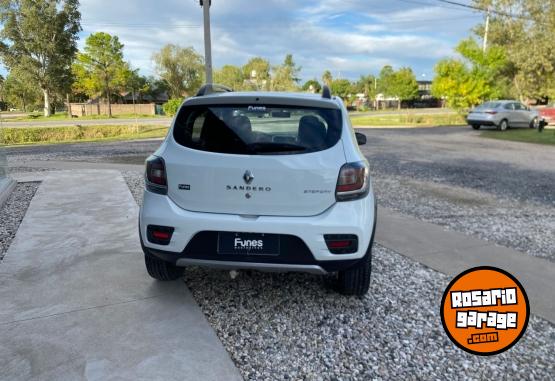 Autos - Renault Sandero 2019 GNC 150000Km - En Venta