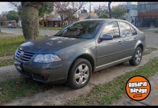 Autos - Volkswagen Bora 2010 Nafta 187000Km - En Venta