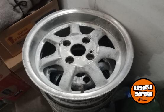 Accesorios para Autos - LLANTAS MANGELS DESPLAZADAS 4x108. SON RODADO 14. SOLO VENDO. ESCUCHO OFERTAS RAZONABLES. - En Venta