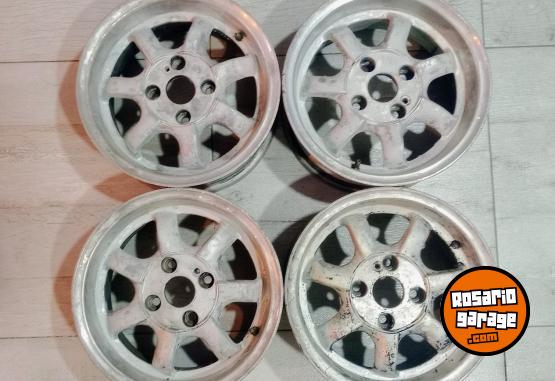 Accesorios para Autos - LLANTAS MANGELS DESPLAZADAS 4x108. SON RODADO 14. SOLO VENDO. ESCUCHO OFERTAS RAZONABLES. - En Venta