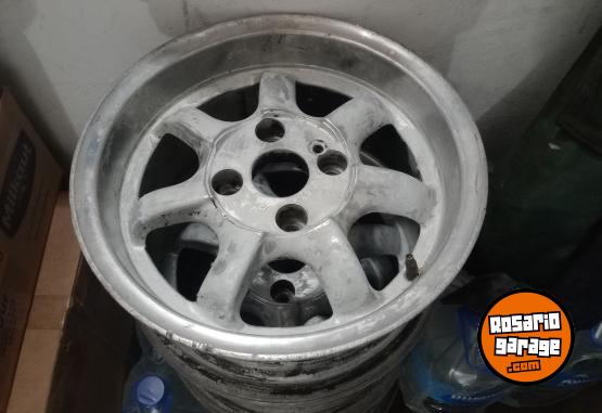 Accesorios para Autos - LLANTAS MANGELS DESPLAZADAS 4x108. SON RODADO 14. SOLO VENDO. ESCUCHO OFERTAS RAZONABLES. - En Venta
