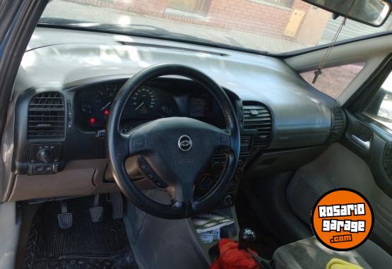 Autos - Chevrolet ZAFIRA GLS 2.0 2002 Nafta 193000Km - En Venta