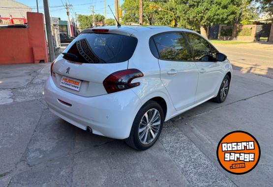 Autos - Peugeot Peugeot 208 In Concert 2020 Nafta 80000Km - En Venta