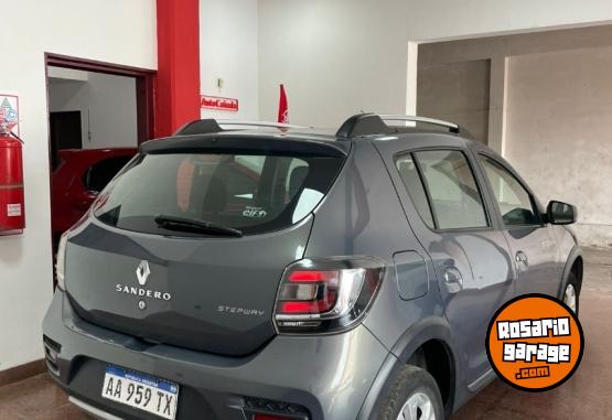 Autos - Renault SANDERO STEPWAY 2017 Nafta 35000Km - En Venta