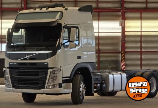 Camiones y Gr�as - Volvo fm380 modelo 2017 autom�tico en optimas condiciones - En Venta