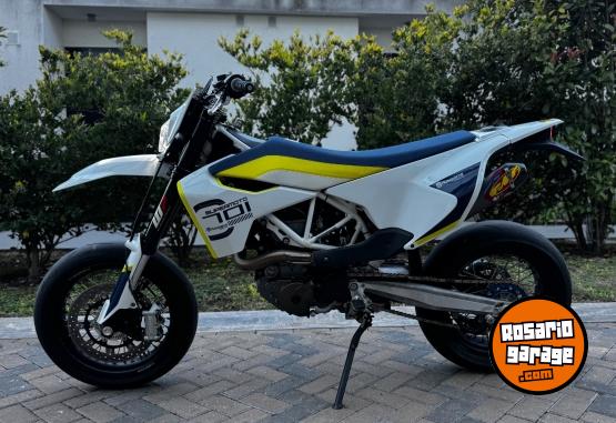 Motos - Husqvarna 701 supermoto 2018 Nafta 13500Km - En Venta