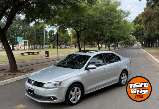 Autos - Volkswagen Vento luxury 2012 Nafta 140000Km - En Venta