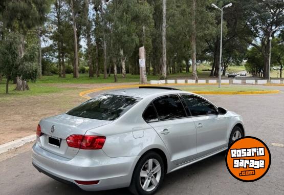 Autos - Volkswagen Vento luxury 2012 Nafta 140000Km - En Venta