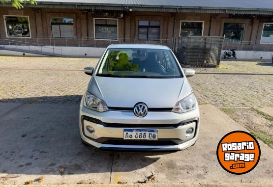 Autos - Volkswagen Up high 2017 Nafta 66000Km - En Venta