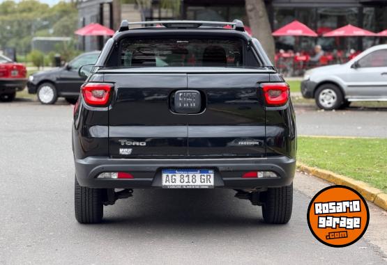 Camionetas - Fiat Toro 2024 Nafta 17500Km - En Venta