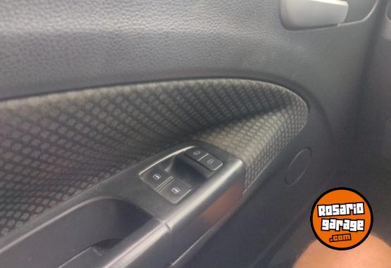 Autos - Volkswagen Gol trend 2017 Nafta 138000Km - En Venta