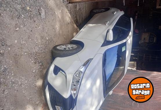 Autos - Toyota Yaris 2025 Nafta 1800Km - En Venta