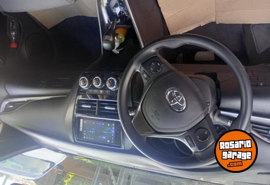 Autos - Toyota Yaris 2025 Nafta 1800Km - En Venta