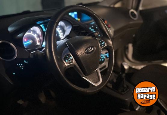 Autos - Ford 2016 SE 2016 Nafta 77000Km - En Venta