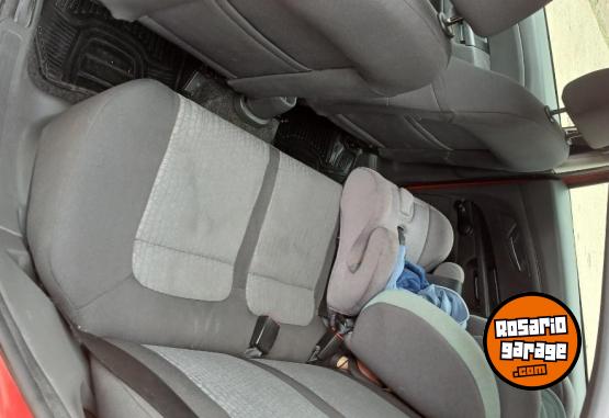 Autos - Fiat Punto atractive 1.4 2012 Nafta 125500Km - En Venta