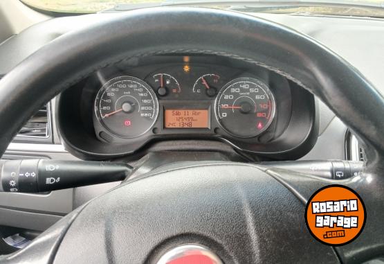 Autos - Fiat Punto atractive 1.4 2012 Nafta 125500Km - En Venta