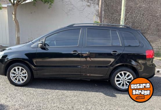 Autos - Volkswagen Suran Trendline 2014 Nafta 138000Km - En Venta